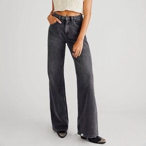 LIKE NEW Free People Tinsley Baggy Jeans